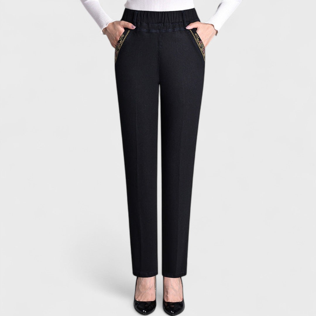 Maira | Jeans da donna con tasche laterali e vita elastica