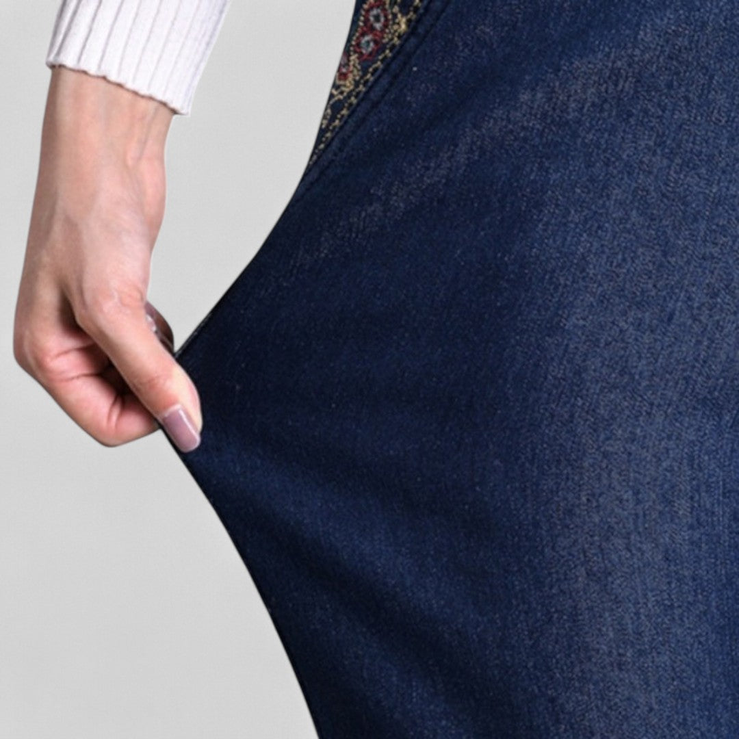 Maira | Jeans da donna con tasche laterali e vita elastica