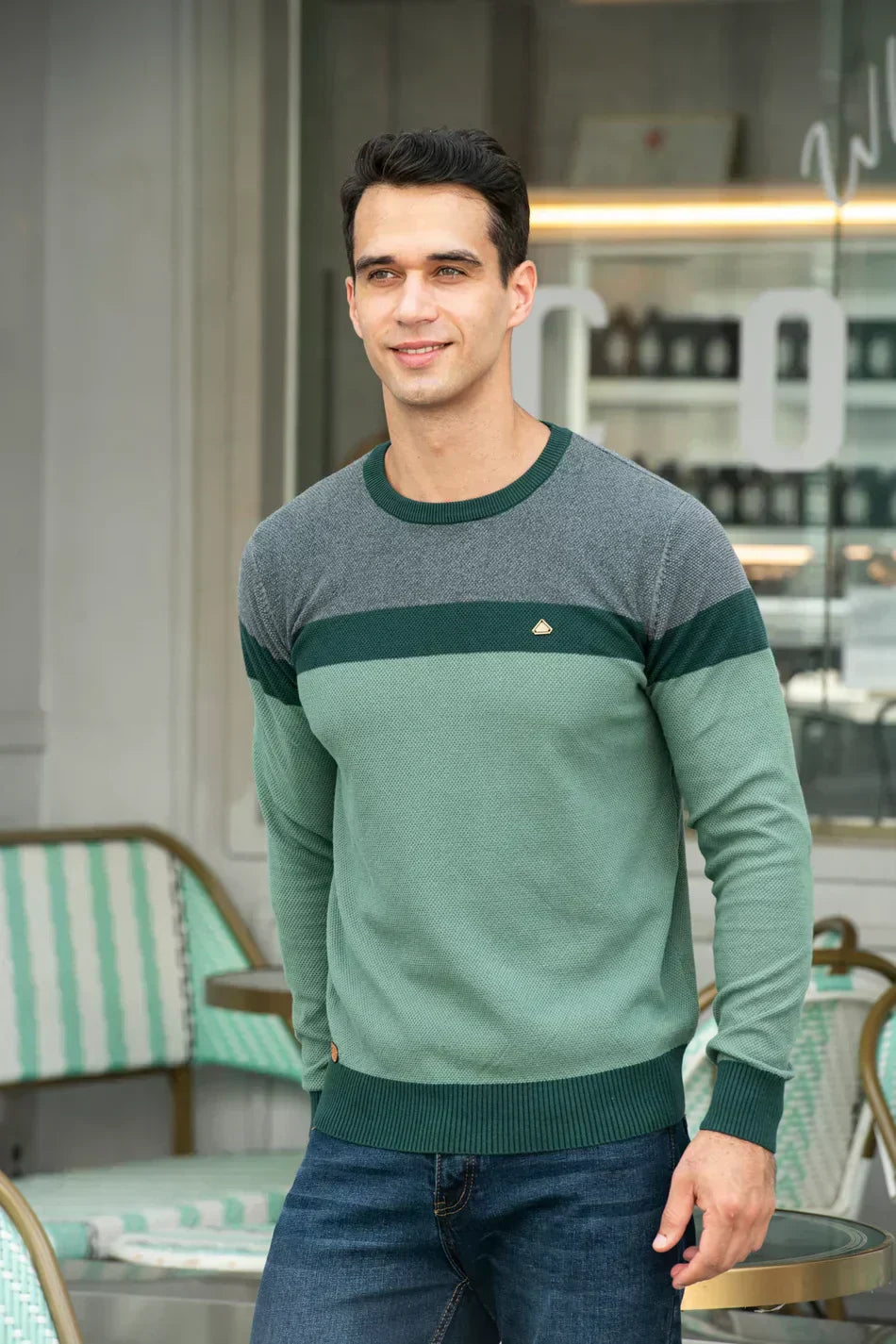 Maglione da uomo alla moda